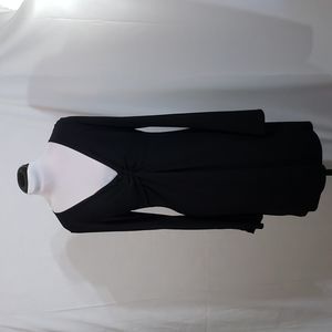NWOT Tessuti Black Long Split Sleeve V-Neck Twist Front Dress Size Medium